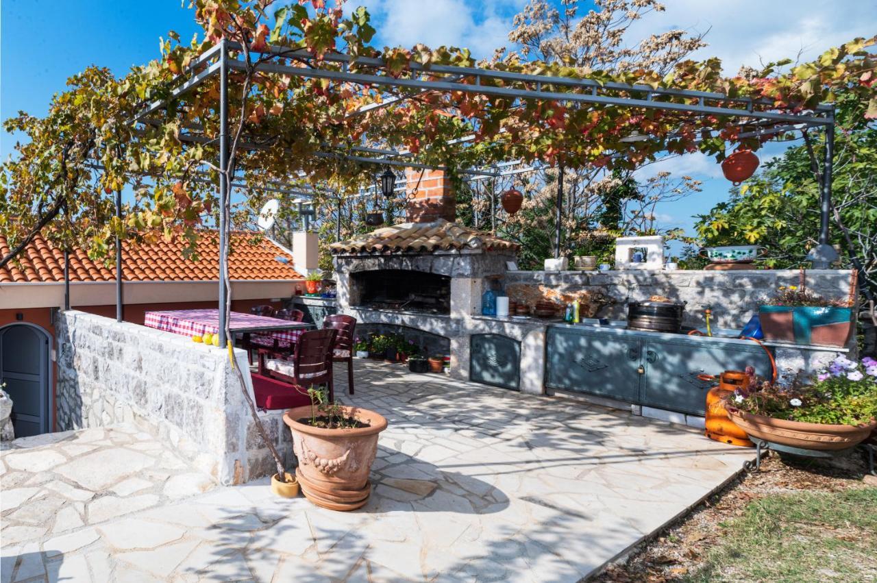 Apartmani Kamena Ruza Budua Esterno foto