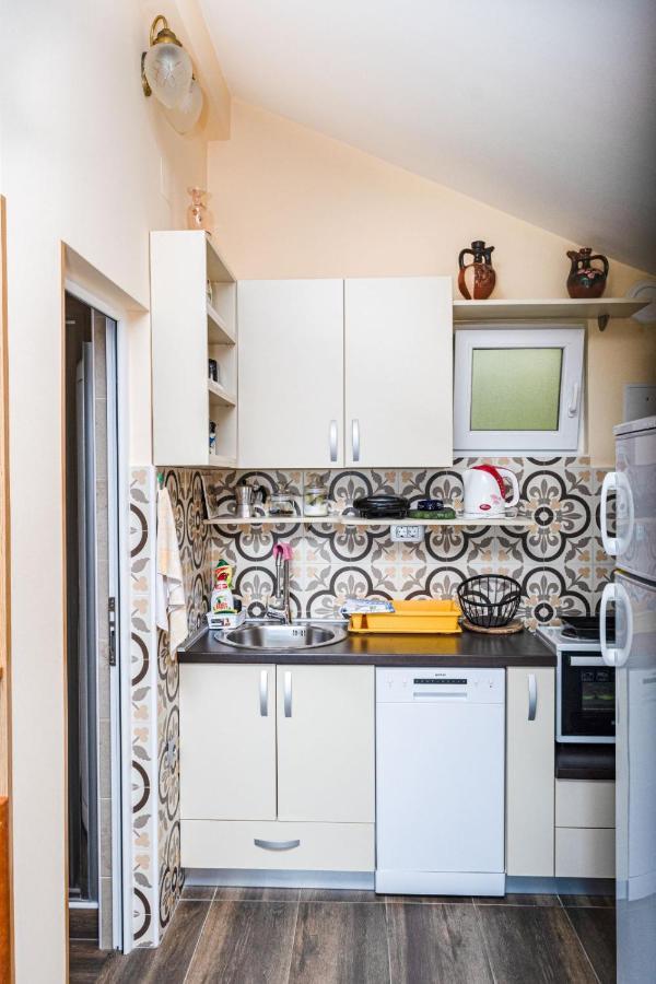 Apartmani Kamena Ruza Budua Esterno foto